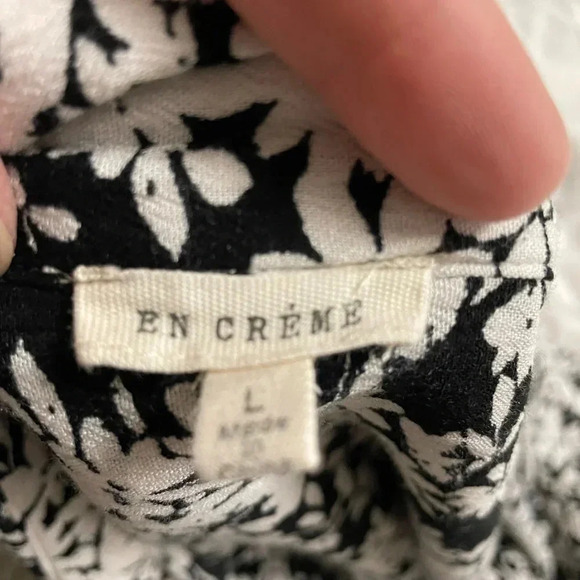 Black & White Floral Top - Picture 6 of 10